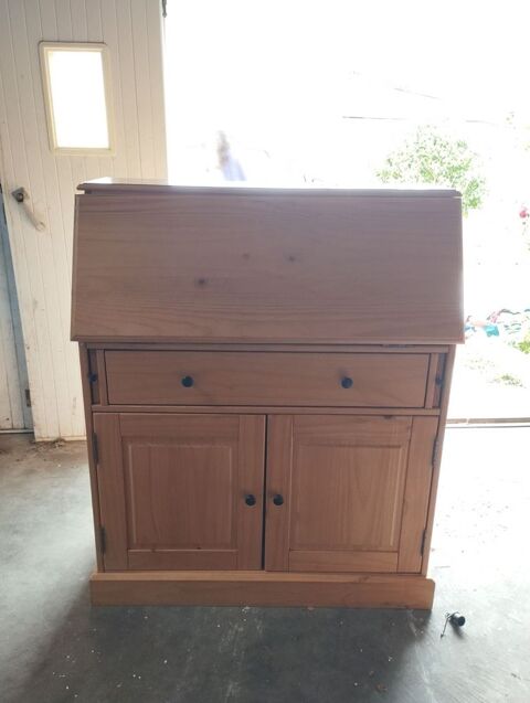 BUREAU SECRETAIRE 250 Saint-Michel-en-l'Herm (85)