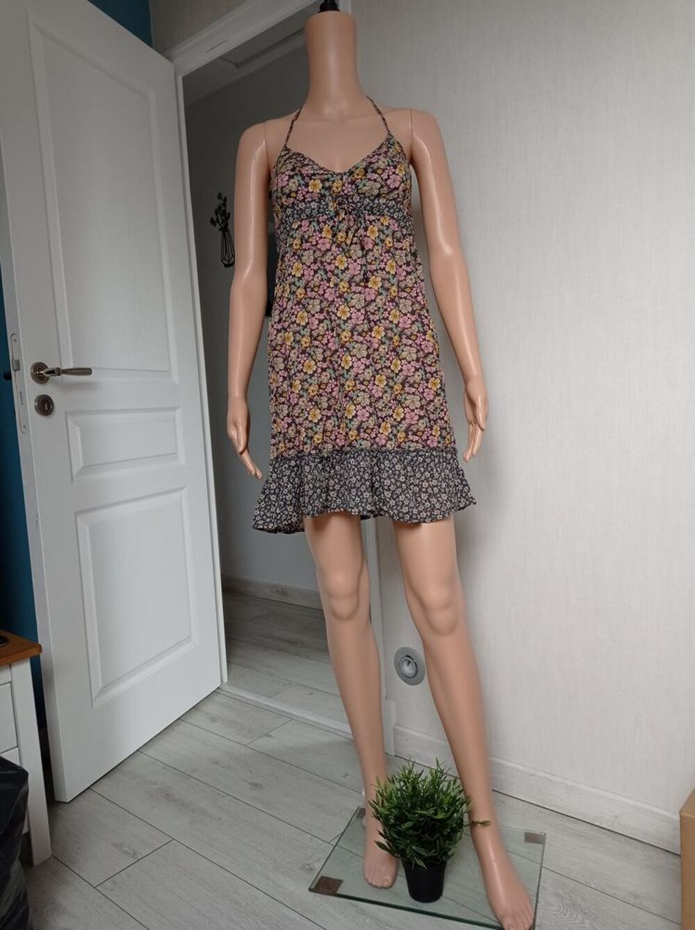 Robe dos nu H&amp;M taille 34 Vêtements