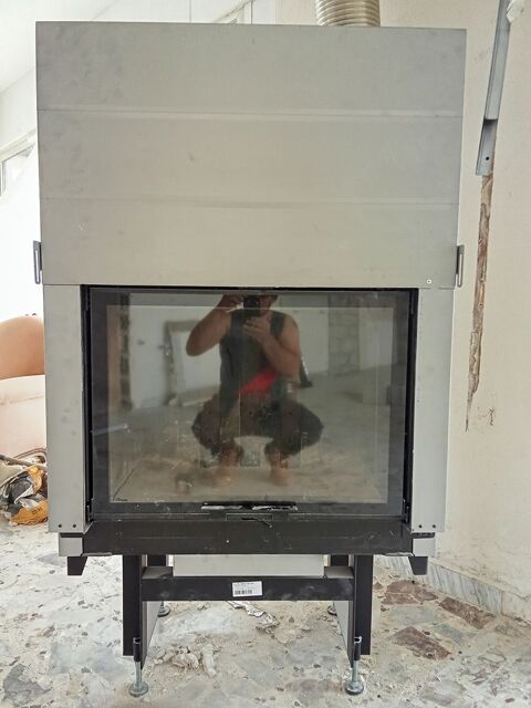 Po�le a bois Ruegg Saint-Cyr-sur-Mer (83)