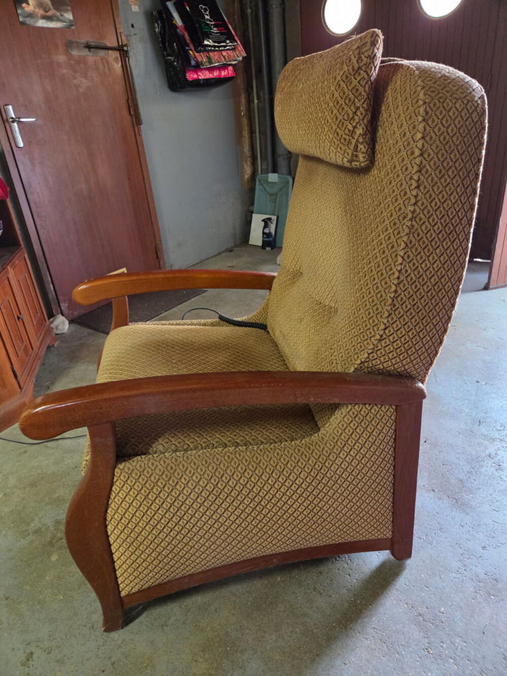 Fauteuil &eacute;lectrique Meubles