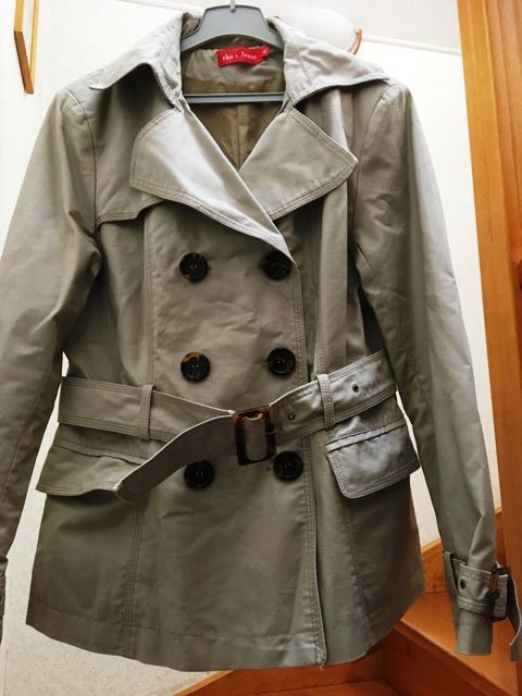 trench imperméable, 15 Mandres-les-Roses (94)