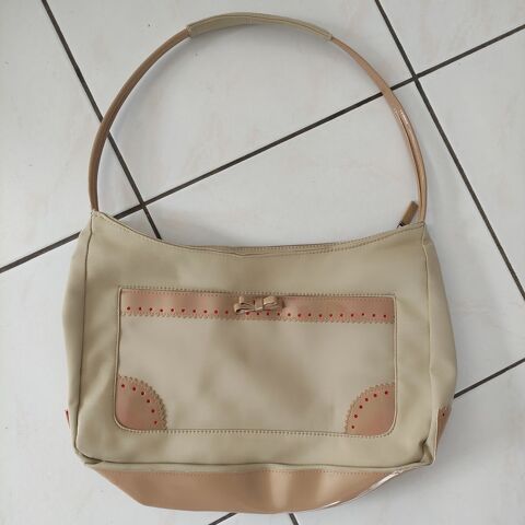 Sac � main KOOKA� 10 Laval (53)