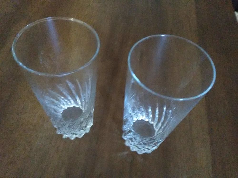 Verres (8) / le lot (ou &agrave; l'unit&eacute;) Cuisine