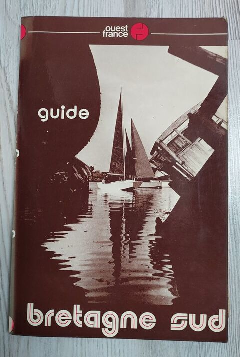 Guide Ouest France Bretagne sud 5 Saint-Cirq-Lapopie (46)