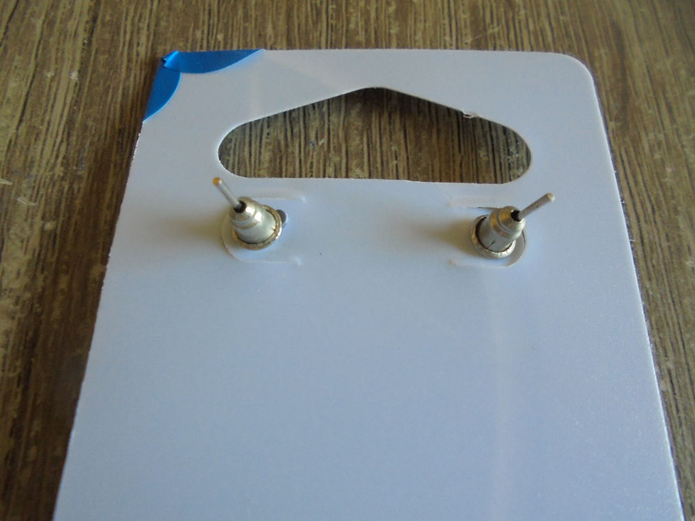 Cr&eacute;oles &agrave; pendants (28b) Bijoux et montres