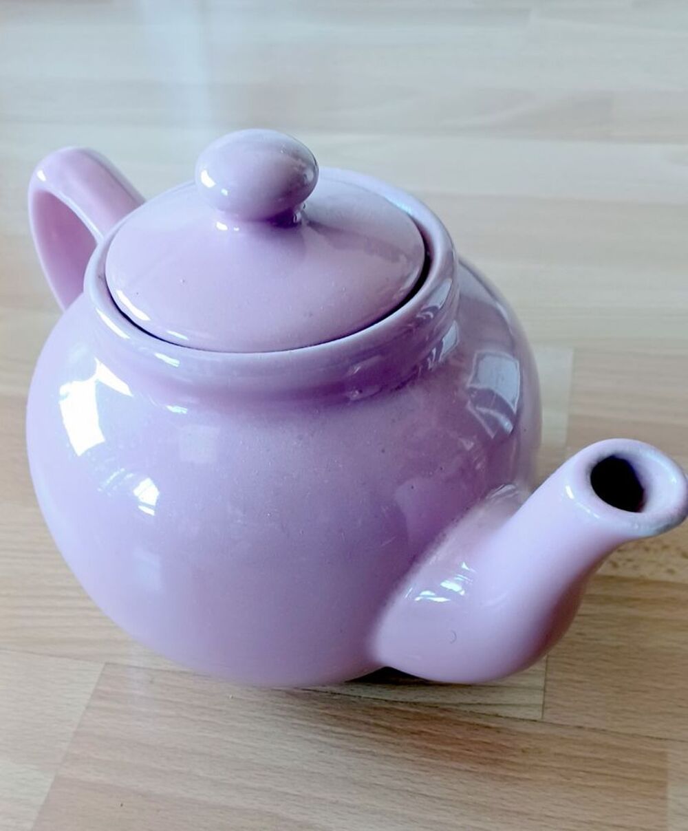 Th&eacute;i&egrave;re rose Cuisine