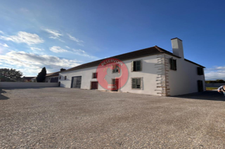  Maison  vendre 3 pices 135 m