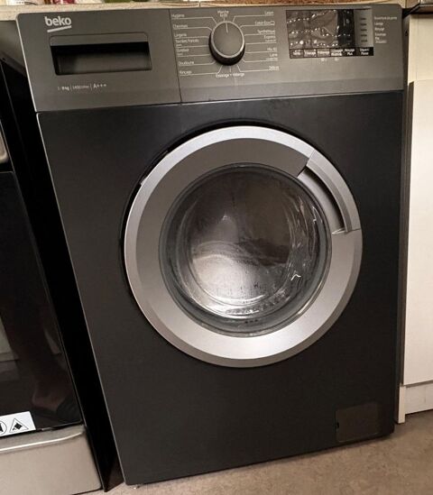 Machine à  laver Beko LLF08A4 €  8 kg €  1400 tours/min €  bon état 200 Paris 14 (75)