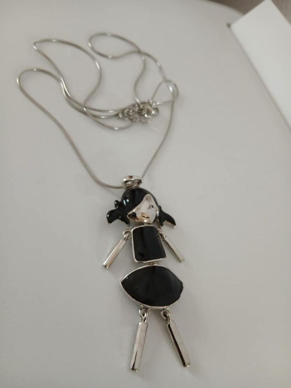  Joli sautoir petite fille articul&eacute;e de marque neuf N&deg;1412 Bijoux et montres