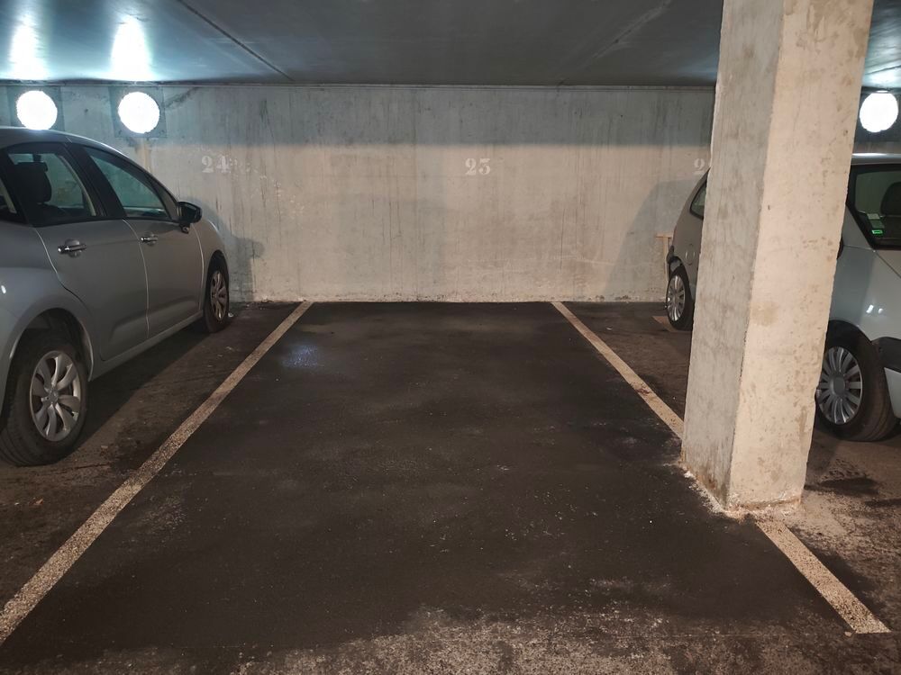 Location Parking/Garage Parking couvert sécurisé Aytré ? proche Alstom pour MOTO Aytré