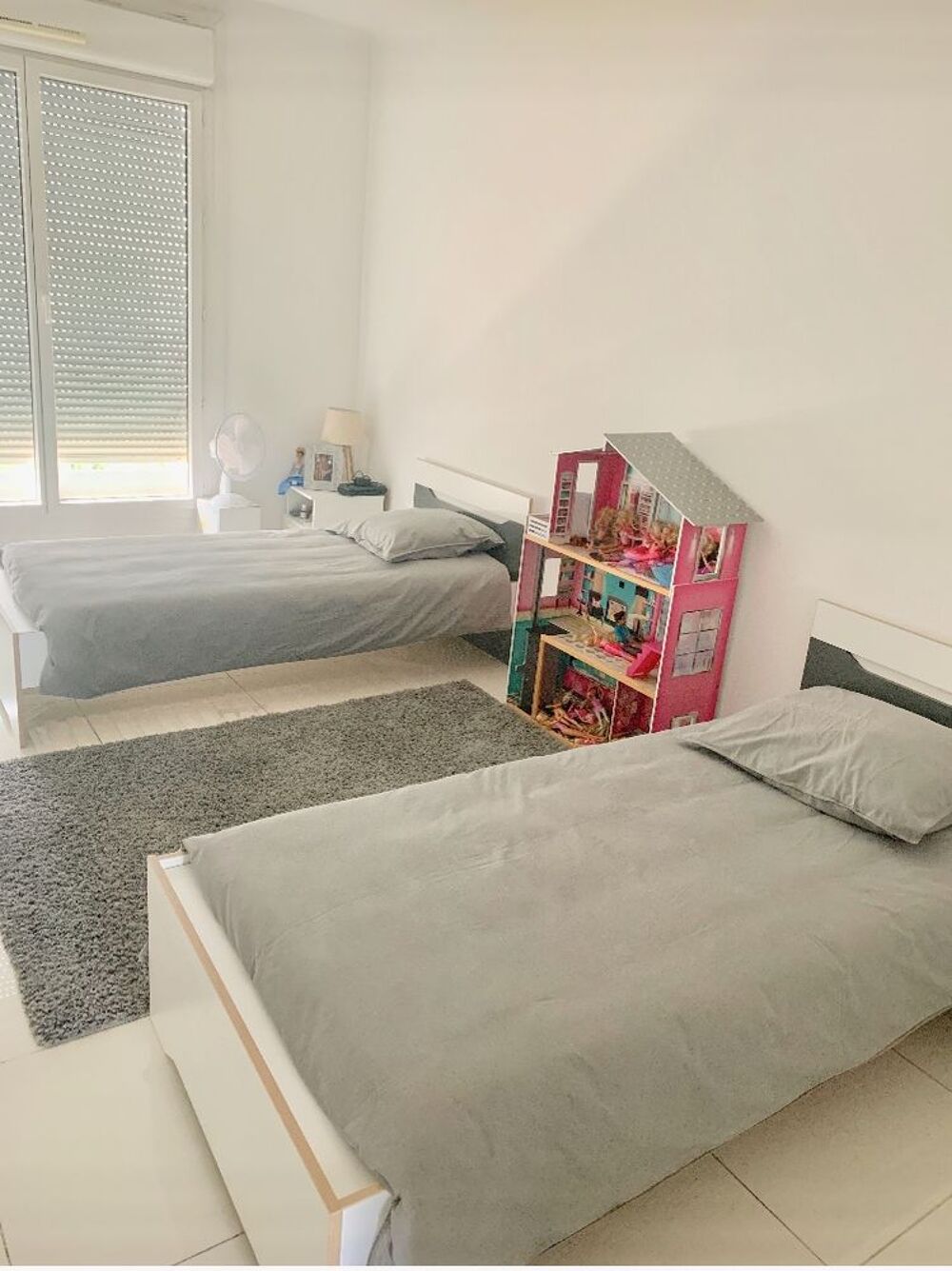   PRADO Superbe T3/4 90 M2 climatisé disponible avril Provence-Alpes-Côte d'Azur, Marseille (13008)