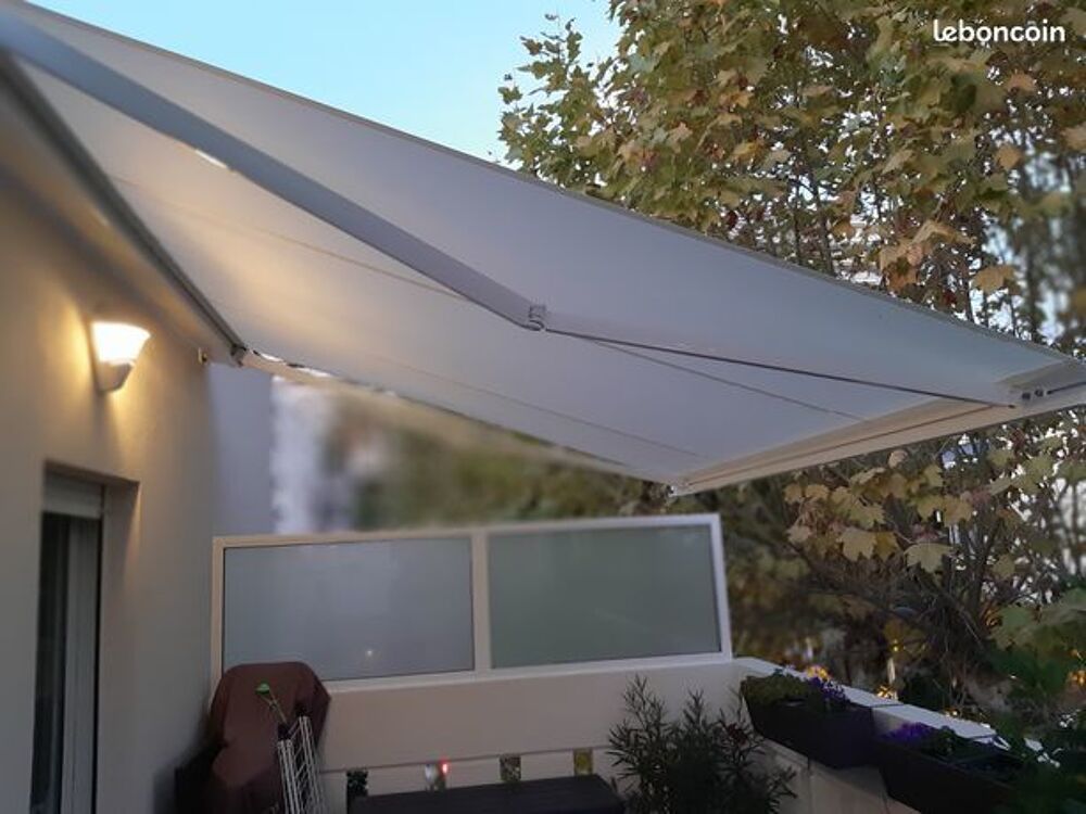 STORE COFFRE ELECTRIQUE Jardin