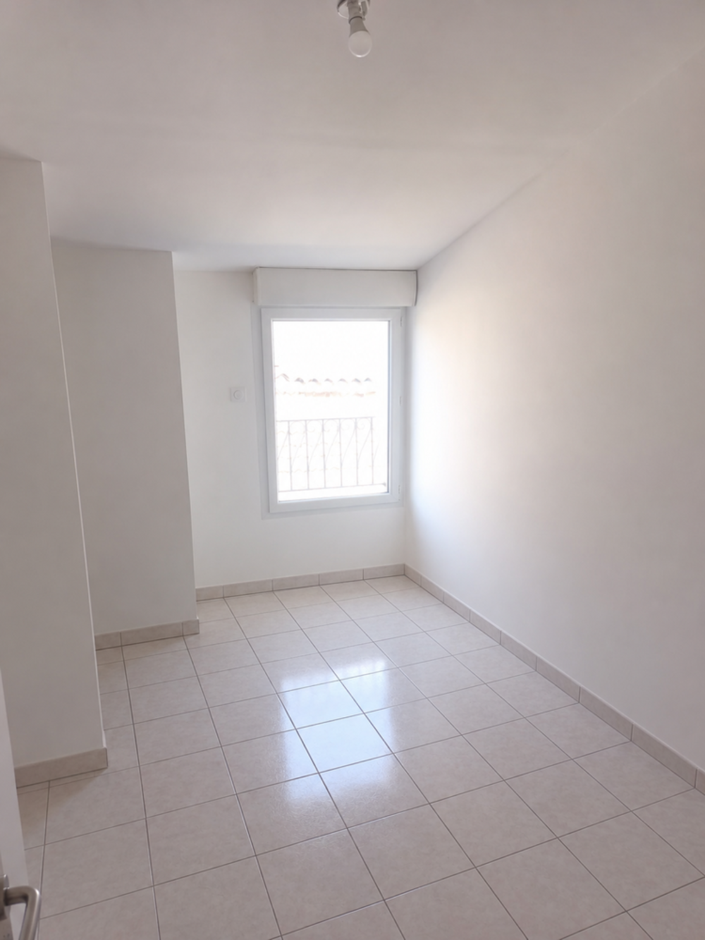 Location Appartement T3 de 58 m² ? Centre de Villeveyrac Villeveyrac