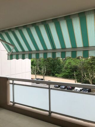  Appartement à louer 4 pièces 90 m²