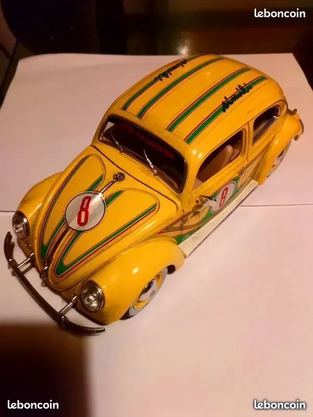 RENAULT DAUPHINE NOREV / COCCINELLE 1/18 