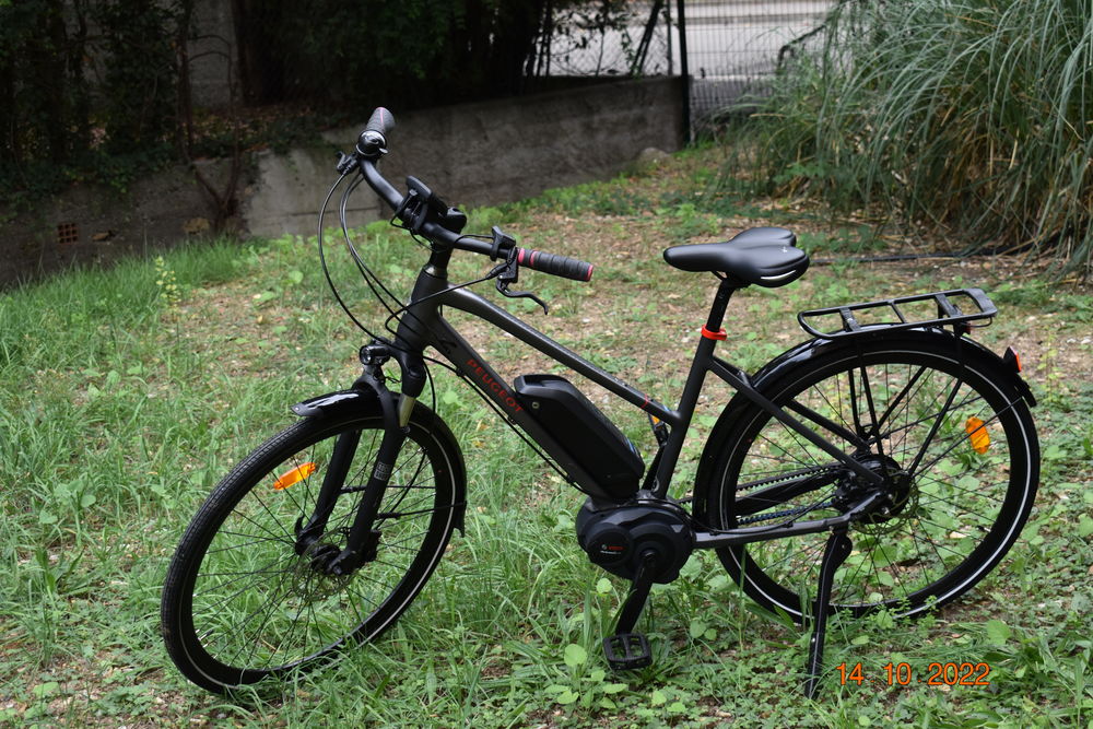 V&eacute;lo &eacute;lectrique VTC Vélos