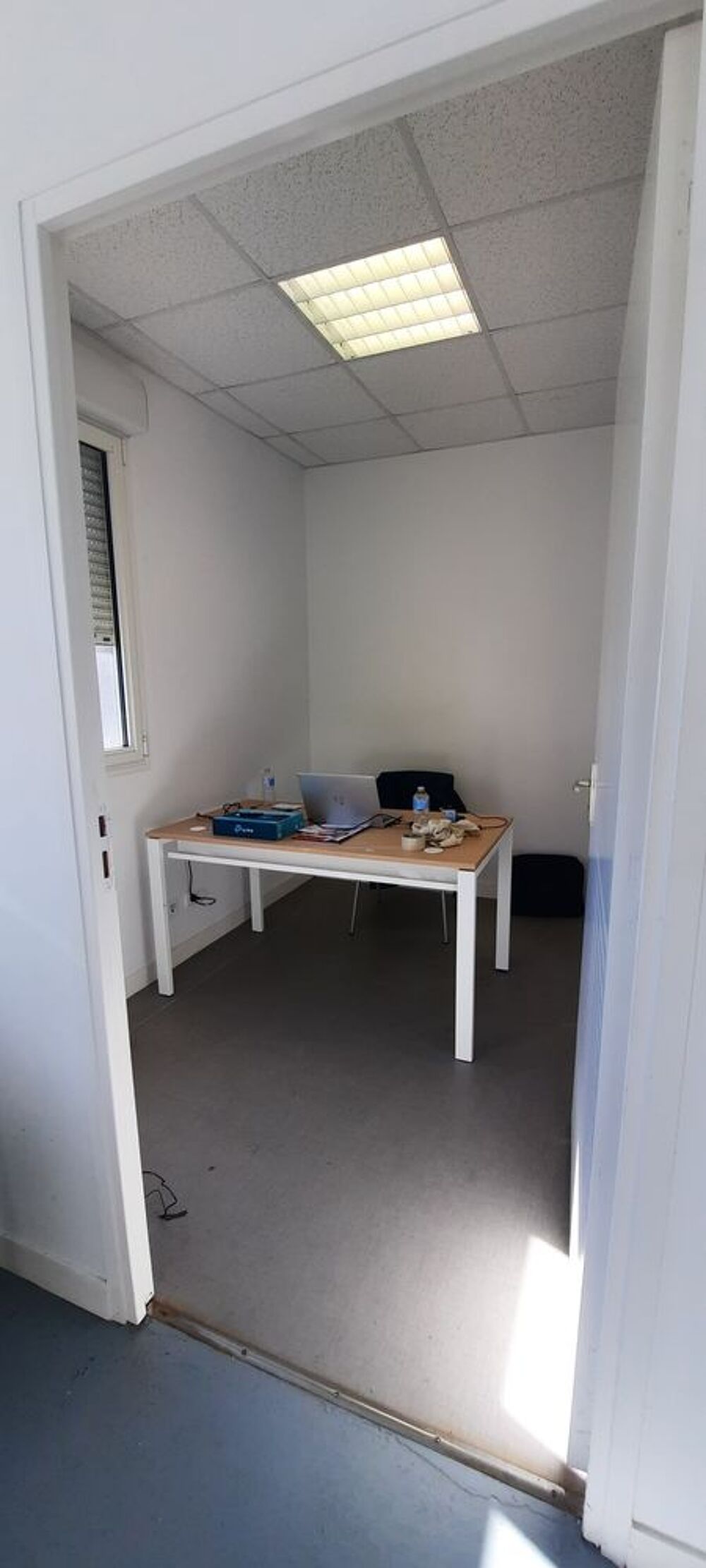   BUREAUX ET STOCKAGE A LOUER - AMIENS SUD - 90 m² environ Dury