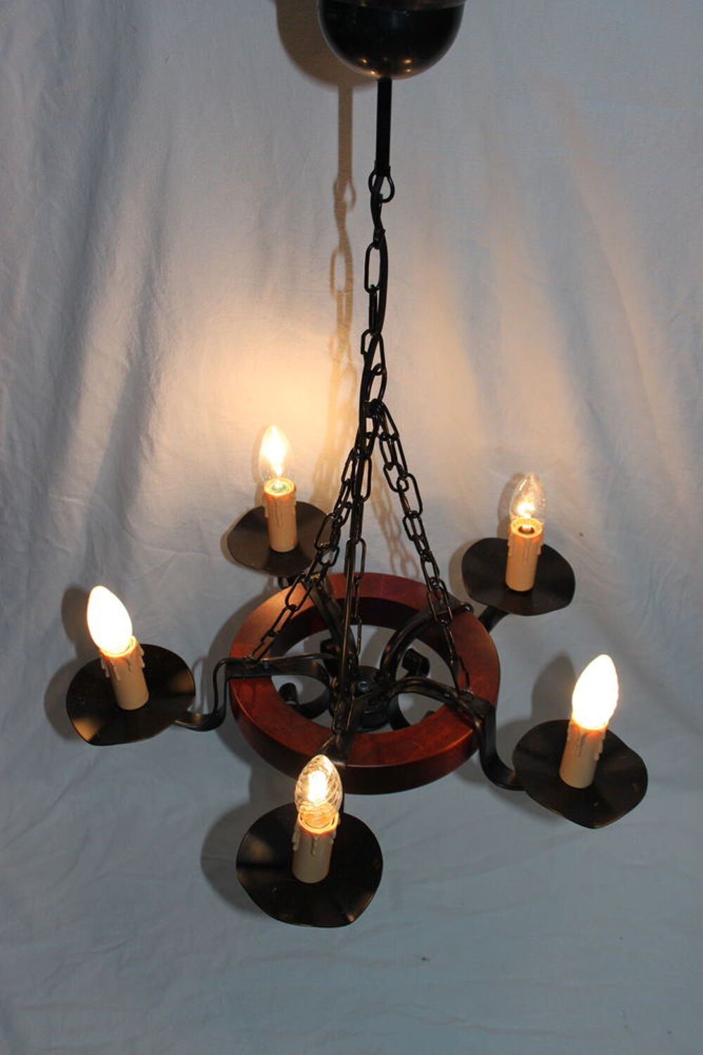 Lustre &agrave; 5 lampes Décoration