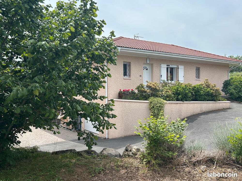 Vente Maison maison de particulier à particulier 118 m2 habitable Lyaud