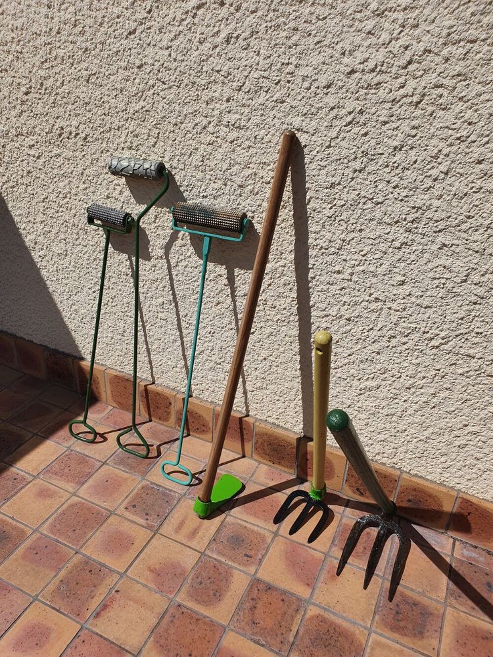 COULER DALLE B&Eacute;TON-BOUCHARDE MA&Ccedil;ON CIMENTIER-FINITION SOL Bricolage