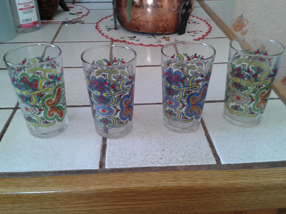 4 verres &agrave; th&eacute; vintage REIMS FR Cuisine