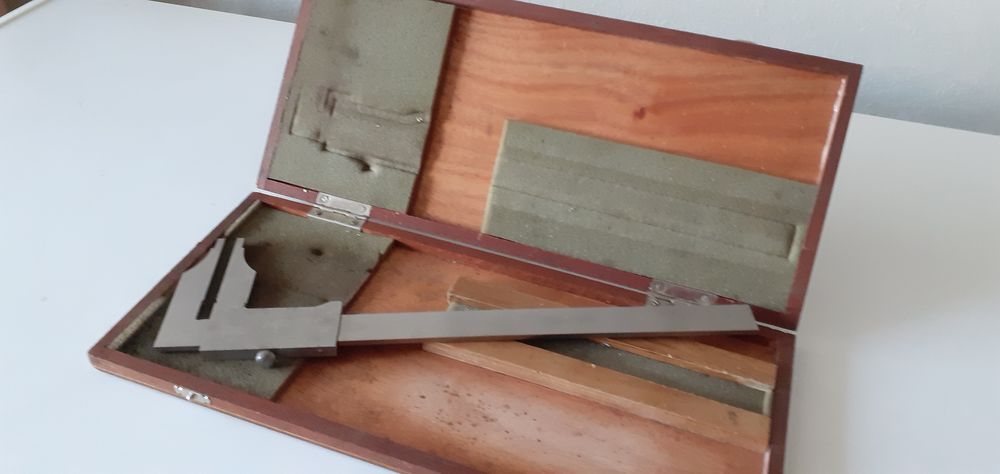 pied a coulisse Bricolage