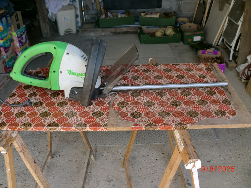 taille haie VIKING HE 500 Bricolage
