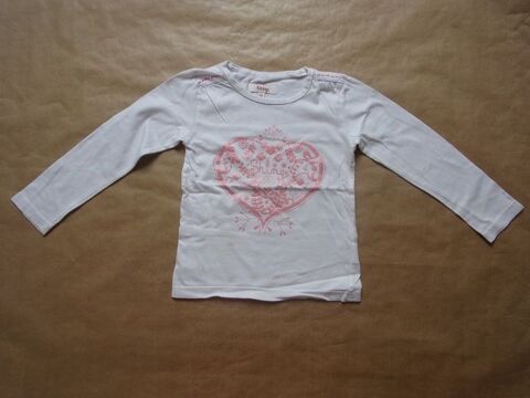 Tee shirt en taille 4 ans 1 Montaigu-la-Brisette (50)