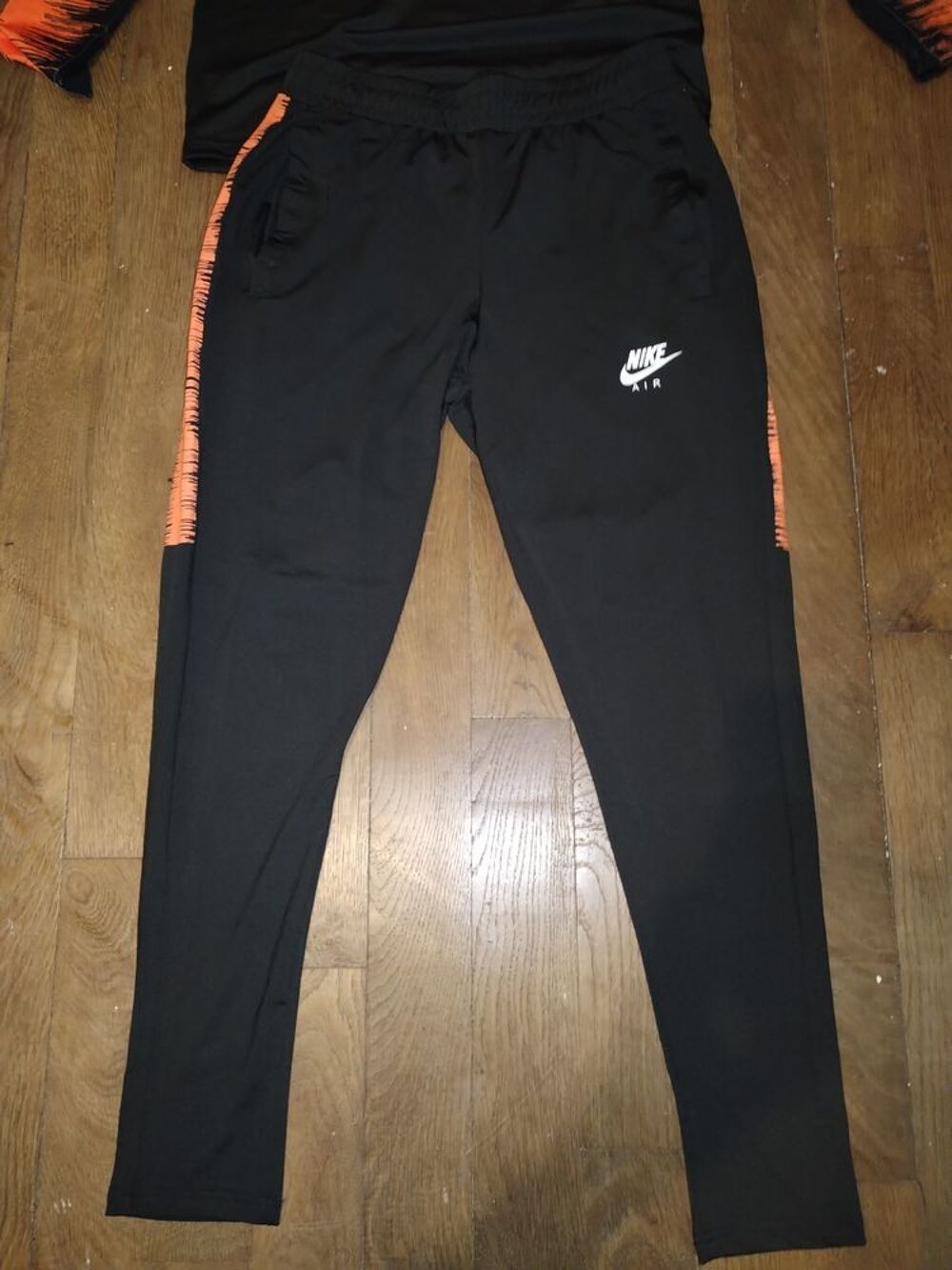 Ensemble NIKE orange Vêtements