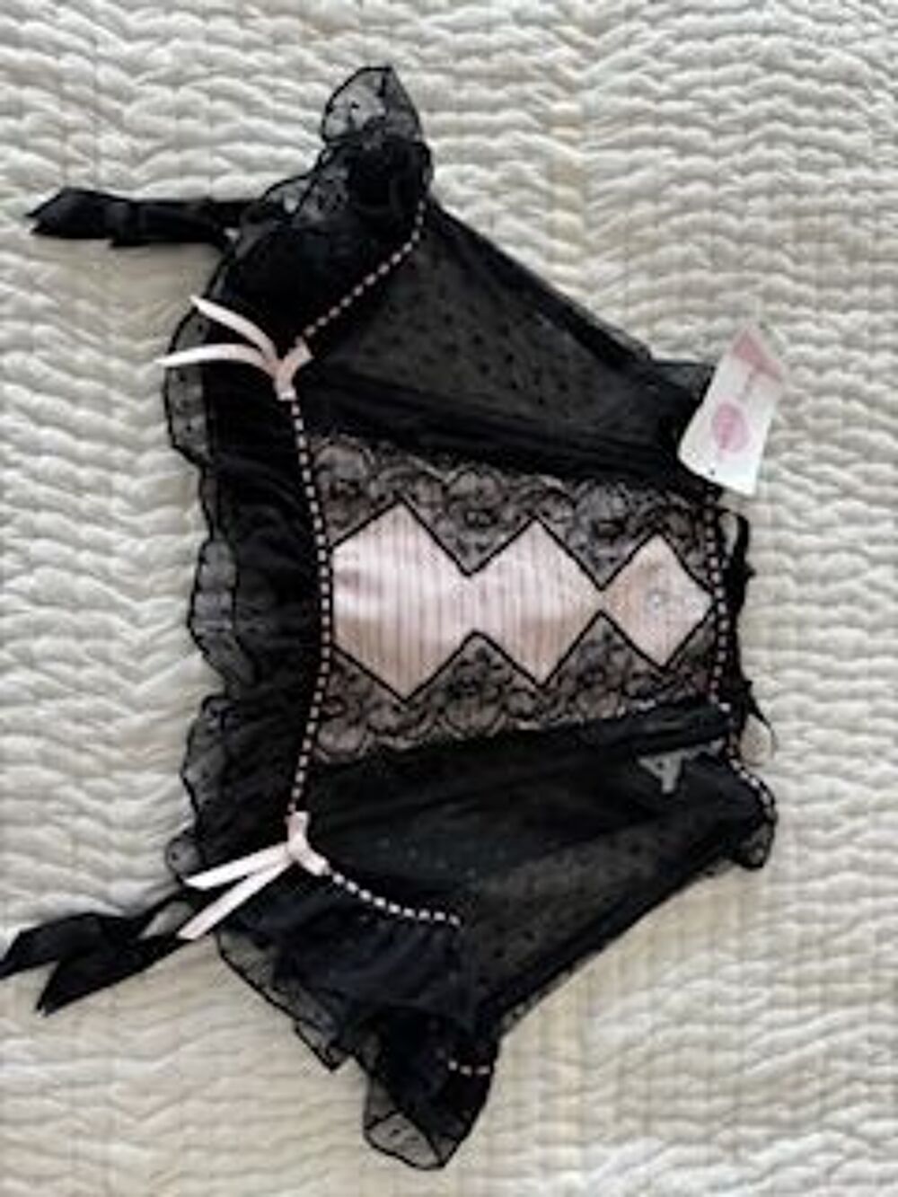 Guepi&egrave;re LEJABY Vêtements