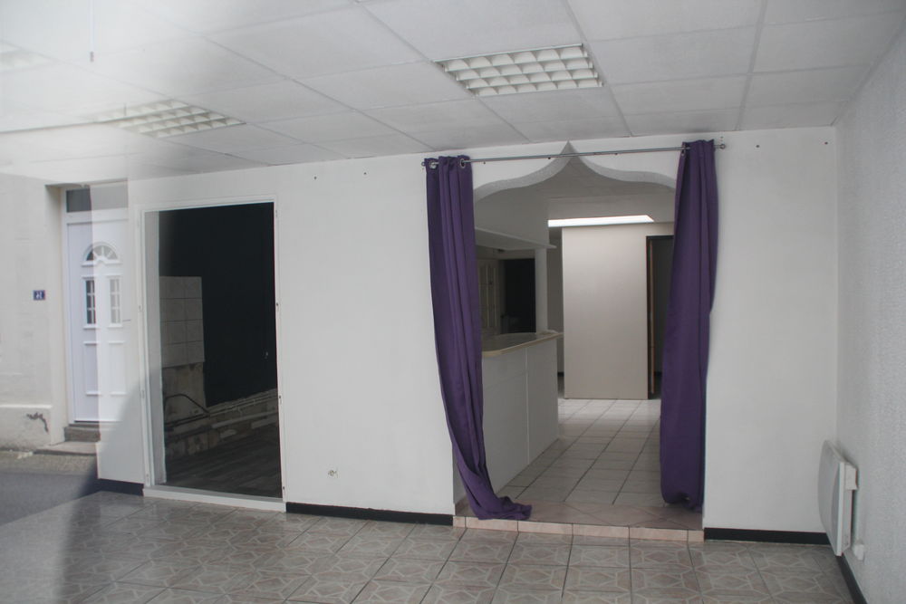 Location Atelier saisonnière ou Bureau ou résidences secondaires ou artisanal Bruyères-et-montbérault