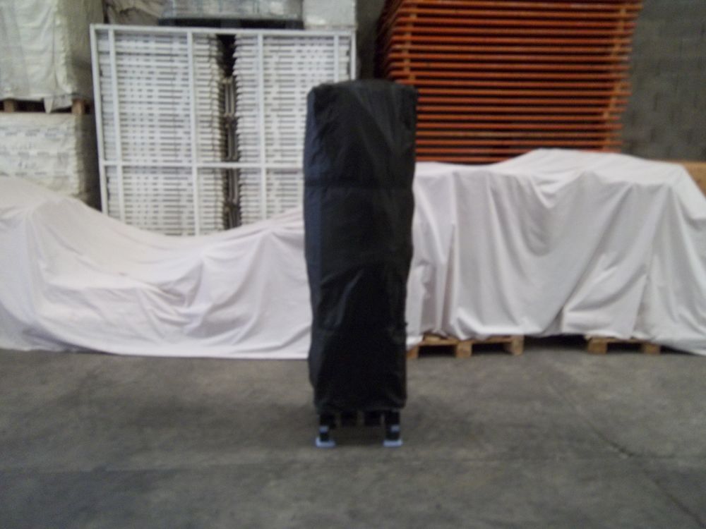 Barnum pliant 3 m x 4,50 m (toit PVC). Bricolage