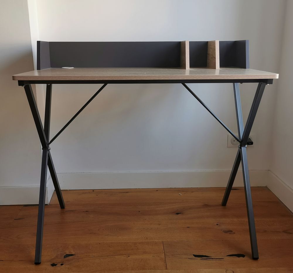 Bureau style industriel bois clair et noir - Tr&egrave;s bon &eacute;tat Meubles