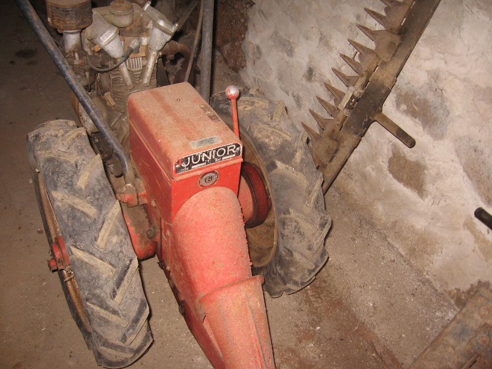 Vends moto faucheuse ancienne pour collection
Jardin