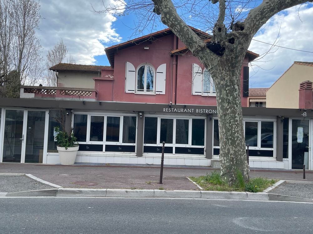 Vente Maison MURS COMMERCIAUX FREJUS Fréjus
