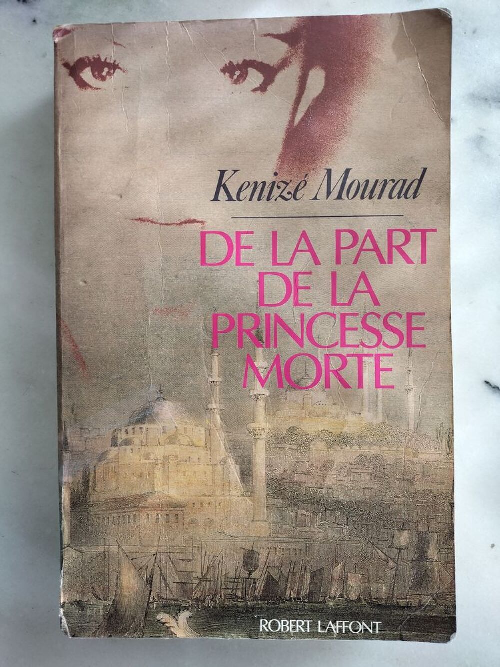 2 livres "De la part de la princesse morte" et sa suite "Le Livres et BD