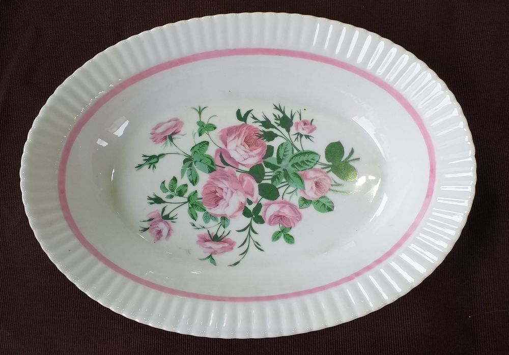 Plat creux porcelaine d'Auteuil 16.5 cm x 22 cm Décoration