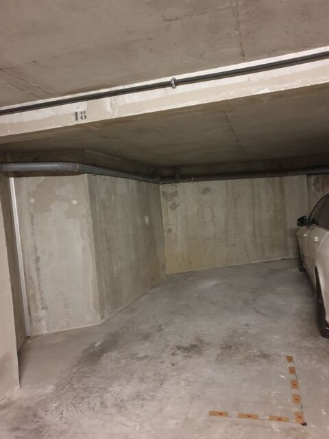  Parking / Garage � louer 14 m�