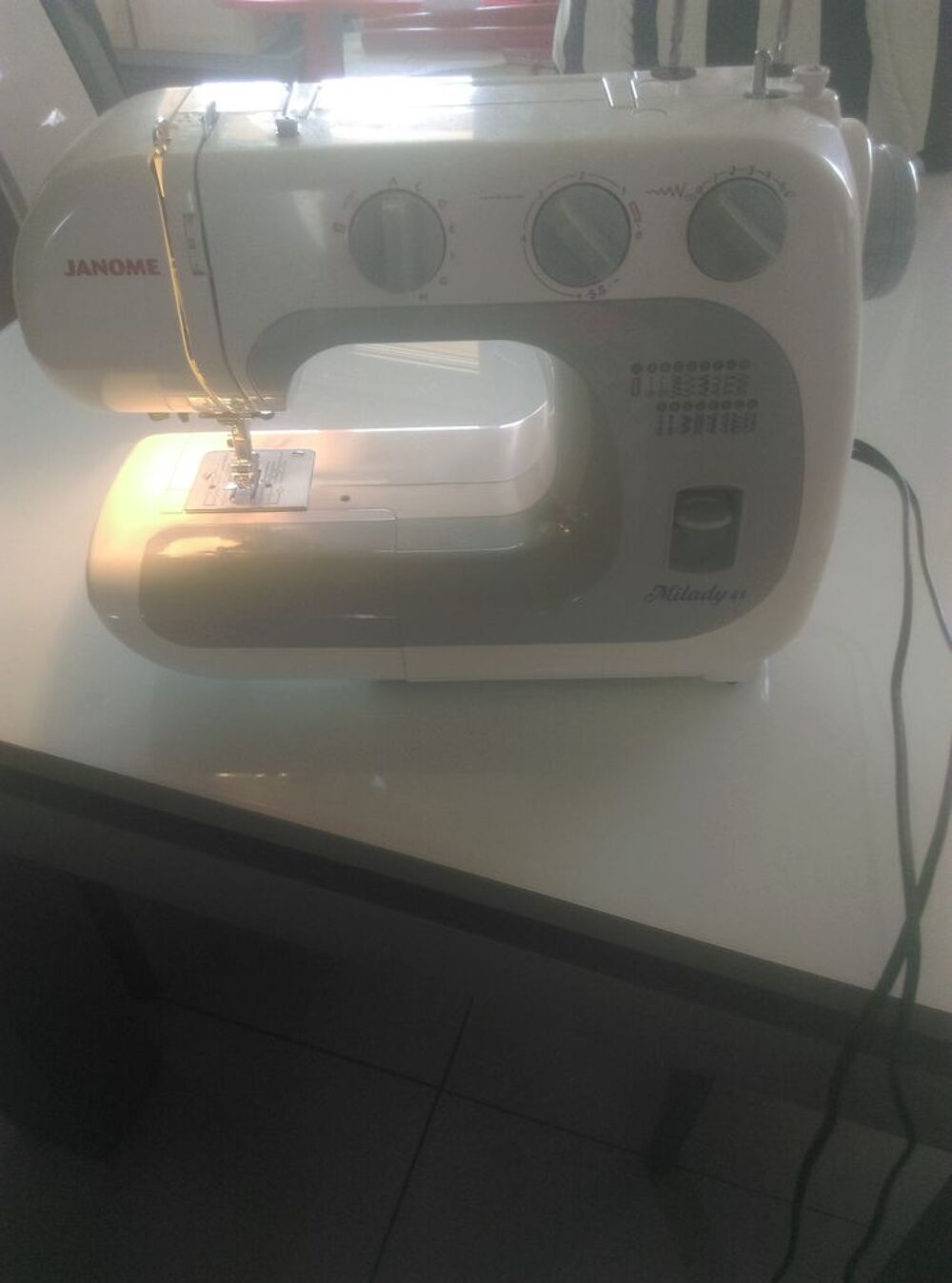 Machine a coudre janome Electroménager