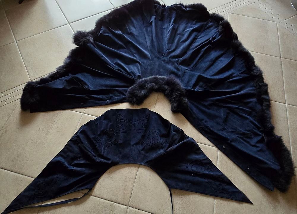 Manteau cape cuir bleu Vêtements