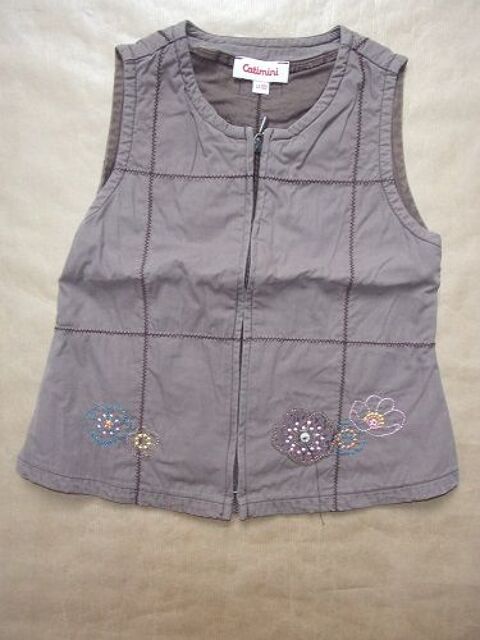 Gilet en taille 4 ans 4 Montaigu-la-Brisette (50)