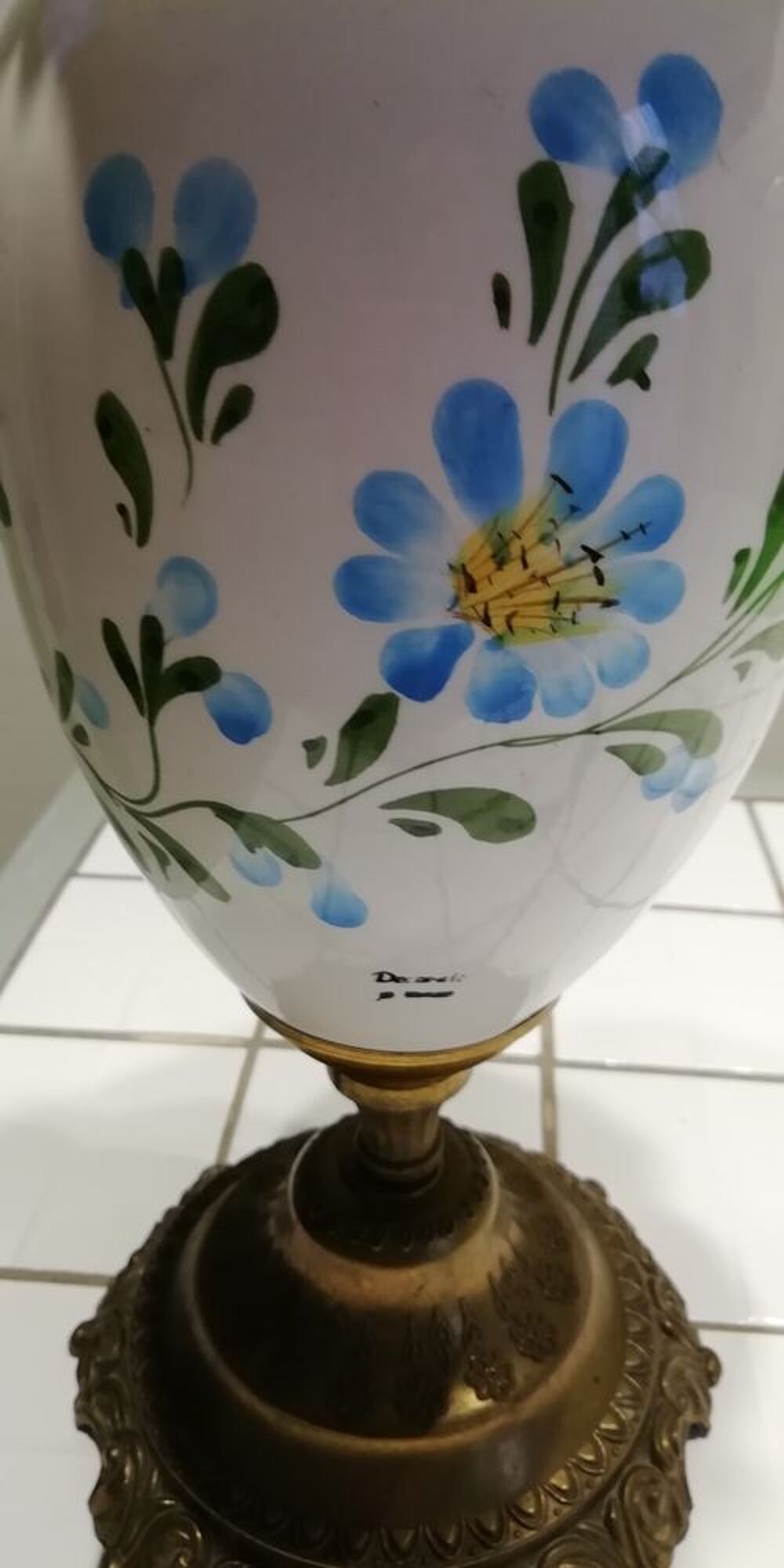 Lampe &agrave; poser vintage fleurs bleu Dcoration