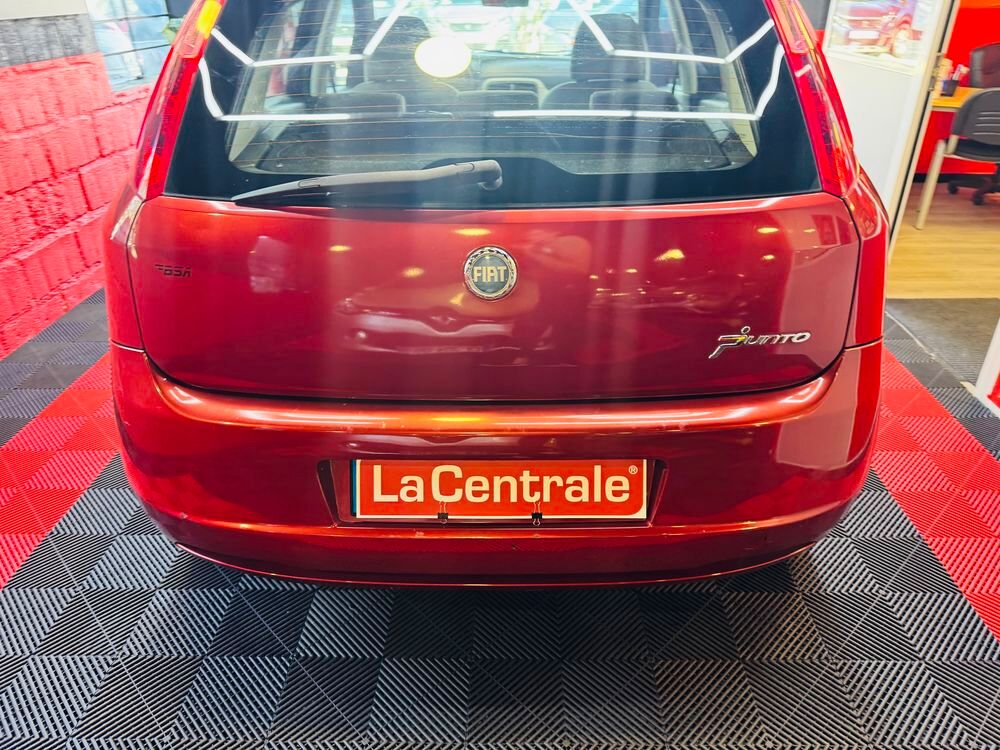 Grande Punto 1.4 8V 77 Active 2006 occasion 95150 Taverny