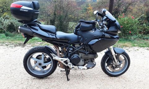 Moto DUCATI 2004 occasion Portes 30530