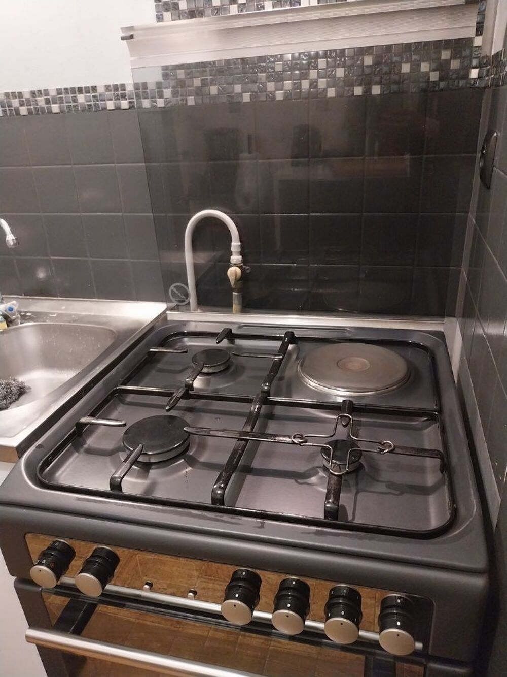 Gaziniere mixte Electroménager