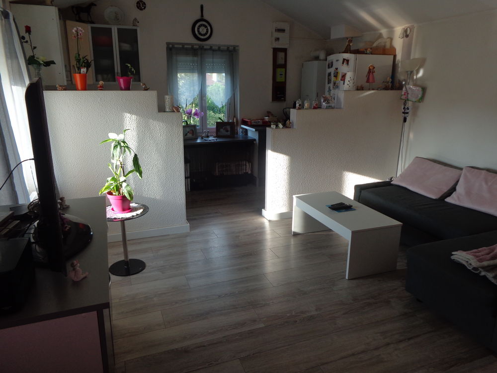 Location Appartement MONTPLAISIR F3 DUPLEX Saint-Étienne