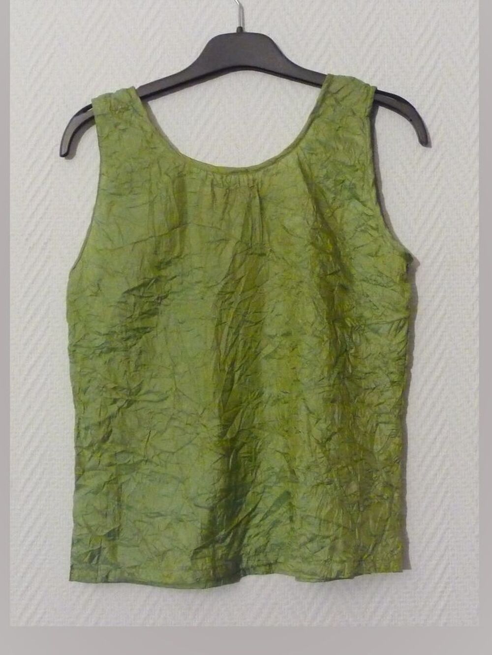 Top/ Tee Shirt Tissu Froiss&eacute; Vert Clair- Nid D'abeille Vêtements