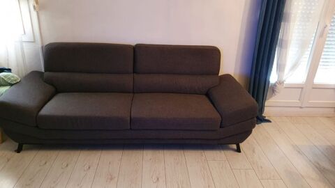 Canap 3 places 380 Domont (95)
