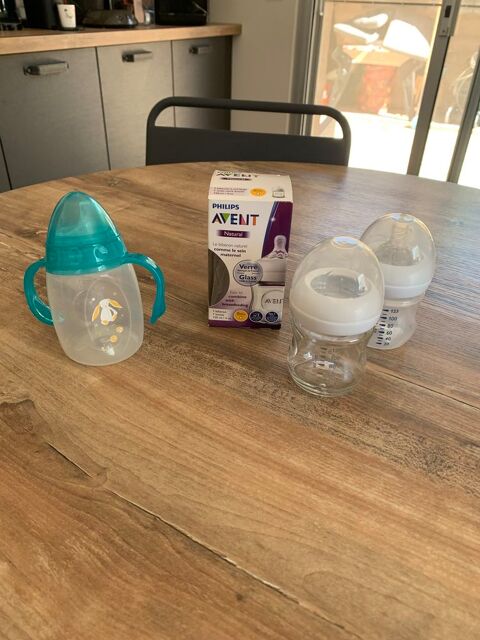 Lot de 3 biberons - 2 biberons Avent philips 6 Saleilles (66)
