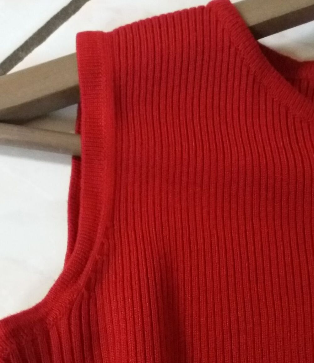  Pull sans manches rouge maille c&ocirc;tel&eacute;e - T 36 - 38 Vêtements